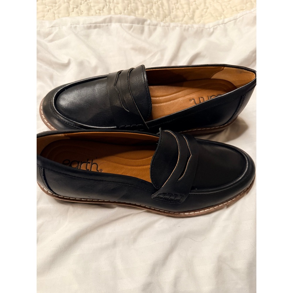 Earth Black Leather Penny Loafers Womens Slip On Comfort Shoes Size 7.5M
